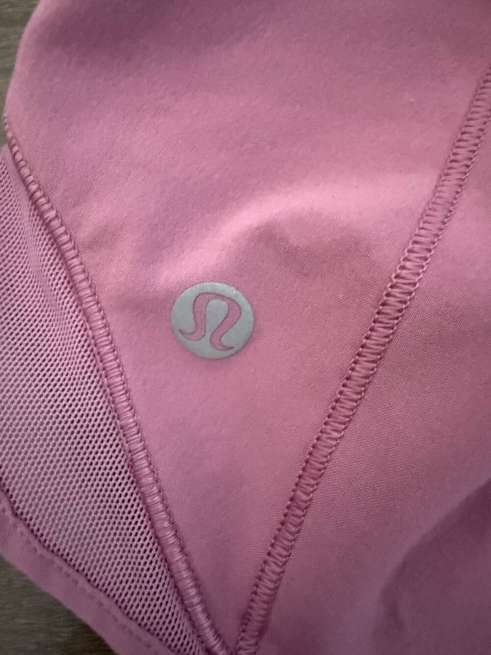 **DISCONTINUED** Lululemon Hotty Hot Short (Regular) - Picture 4 of 5